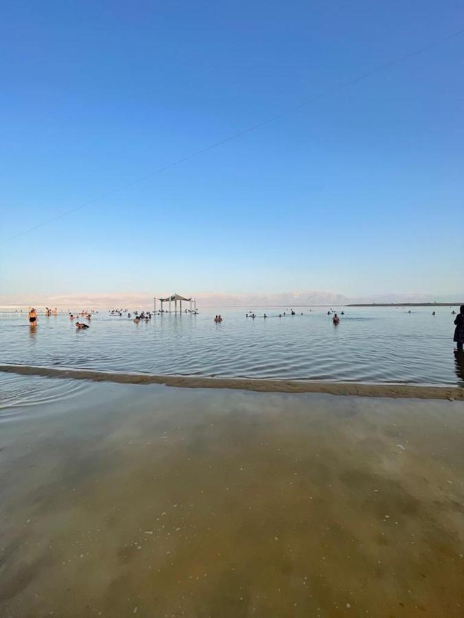 Queen Of The Dead Sea By Crown Neve Zohar Exterior foto